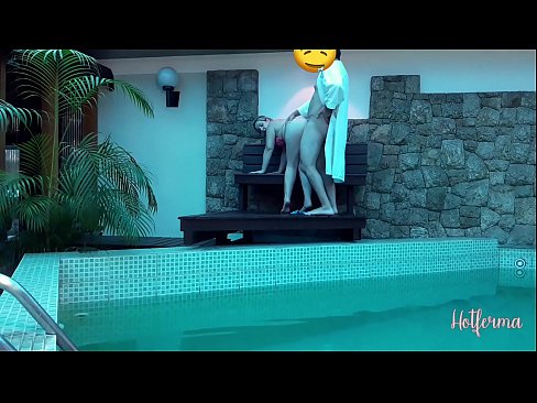 ❤️ El cap convida la criada a la piscina, però no va poder resistir-se a una calor Porno al ca.mathem-1-class.ru